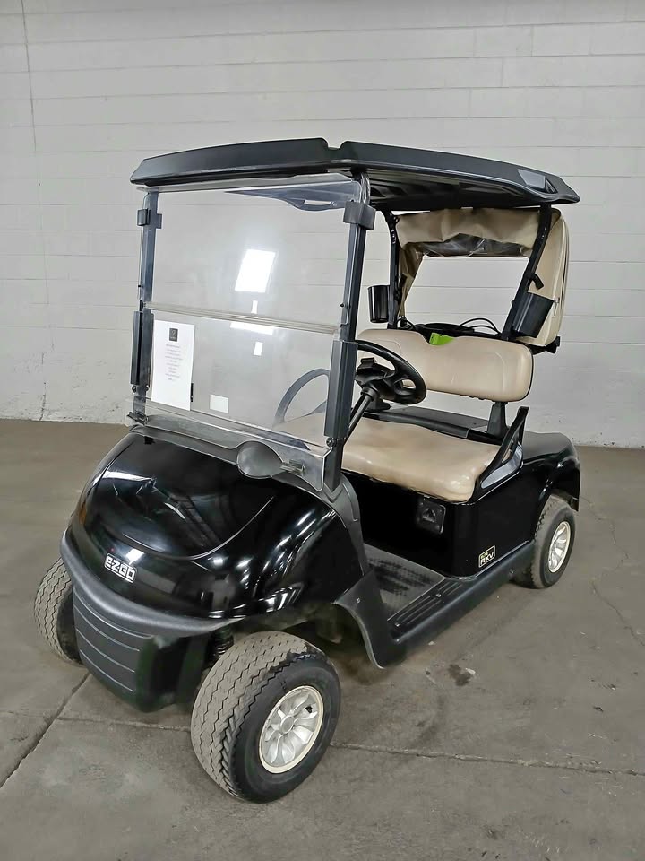 Certified - 2020 Lithium Black EZGO RXV - Lithium